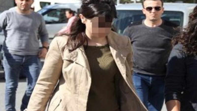 FETÖ soruşturmasında 2 kadın hakim gözaltında