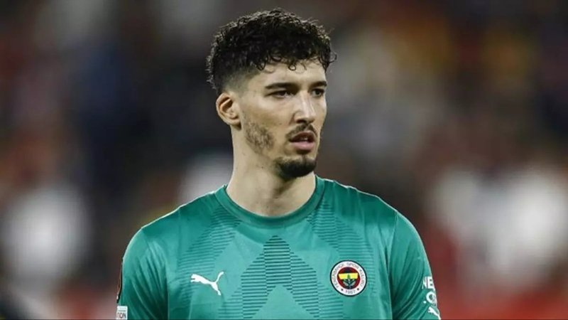 Altay Bayındır son kararını verdi! "Hayırlı uğurlu olsun"