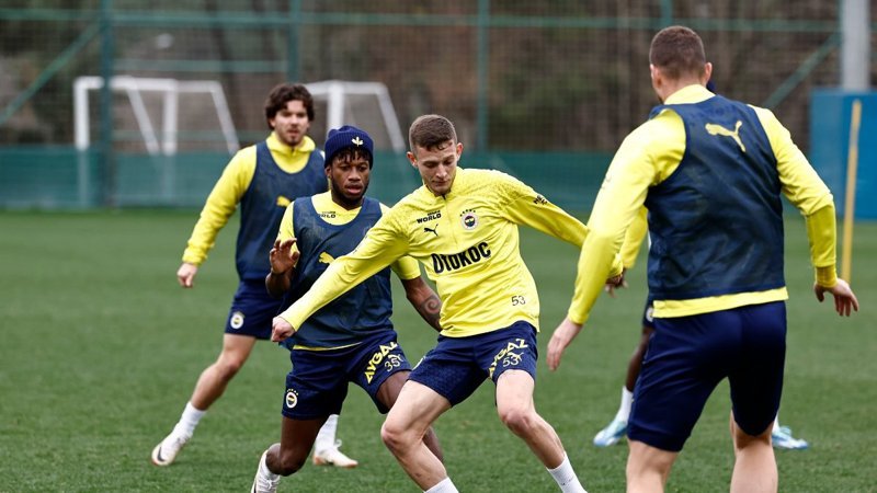Fenerbahçe, İstanbulspor maçının hazırlıklarına başladı