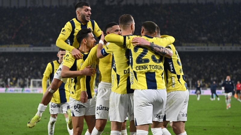 Süper Lig'de Fenerbahçe bu hafta kiminle oynuyor? Neden maçı yok?