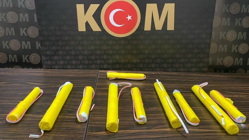 Tunceli'de kaçak defineci, kargodan aldığı patlayıcıyla yakalandı