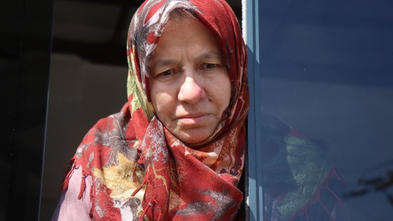 Sakarya'da okul müdürünün boğazını kesen şahsın annesi: Hastaneye yatıracaktık