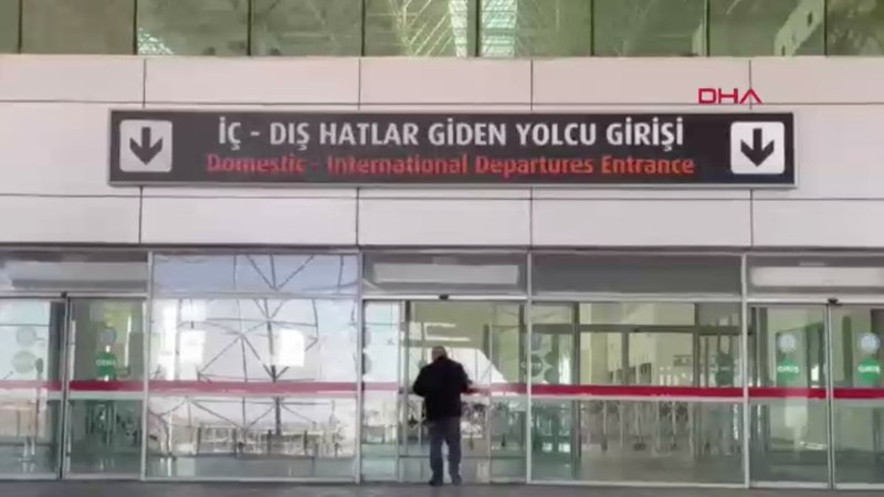 2 aylık bebek fenalaştı, uçak Diyarbakır Havalimanı'na acil iniş yaptı